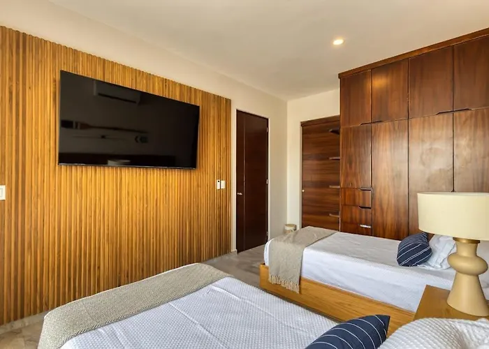 Peaceful Coastal With Pool, Balcony & Fitness Center Сasa de vacaciones *