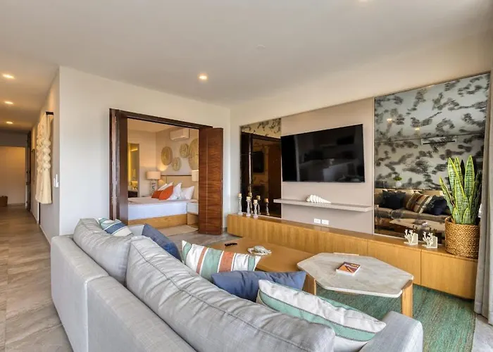 Сasa de vacaciones Peaceful Coastal With Pool, Balcony & Fitness Center *